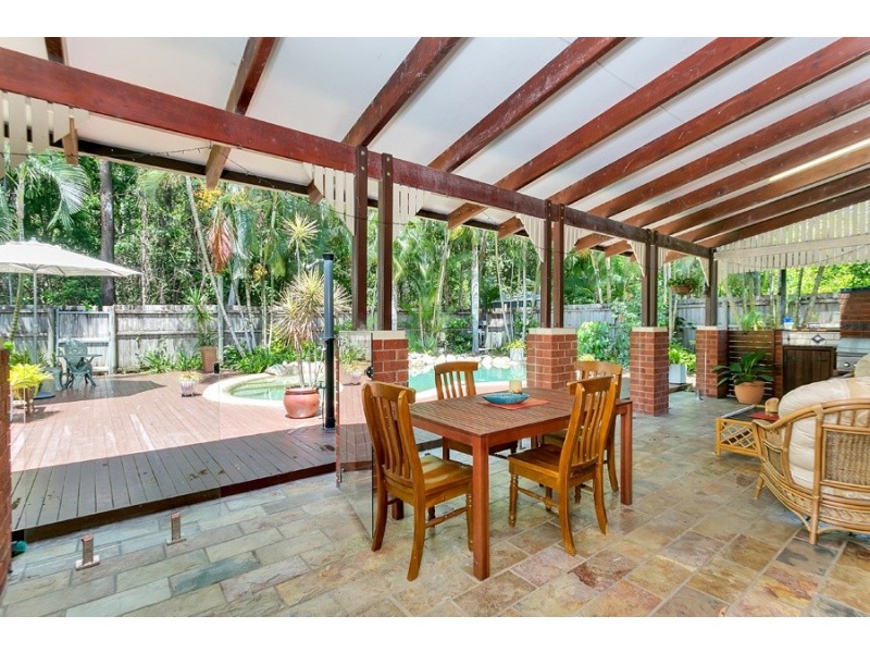 35 Bramble Street, Clifton Beach QLD 4879
