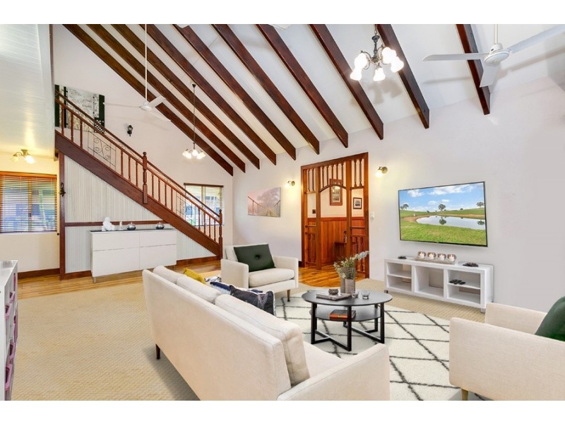 35 Bramble Street, Clifton Beach QLD 4879