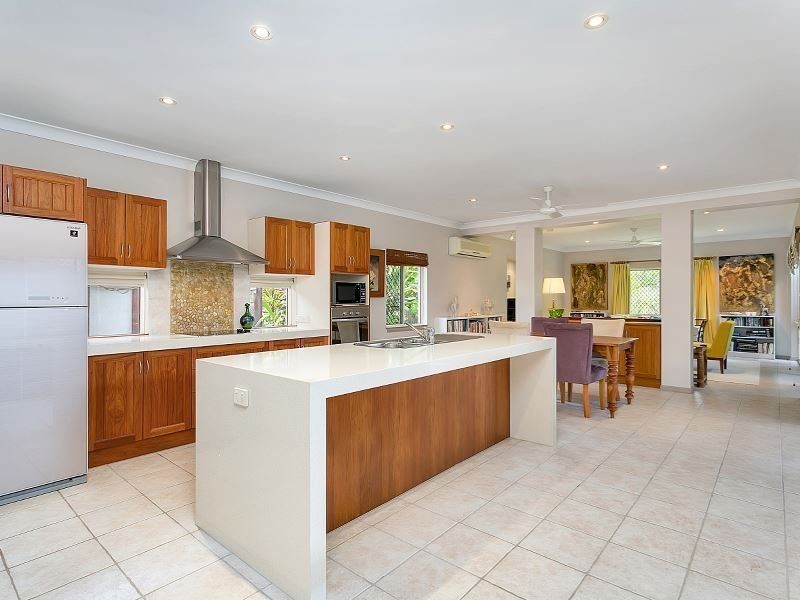 20 Moore Road, Kewarra Beach QLD 4879