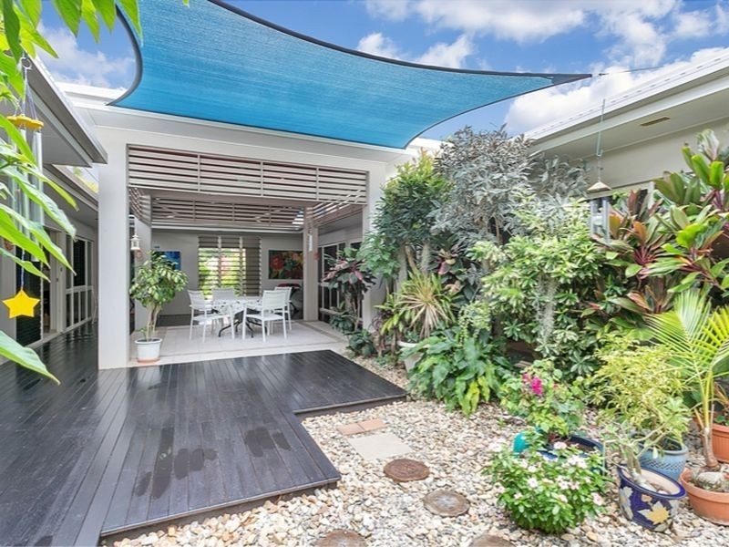20 Moore Road, Kewarra Beach QLD 4879
