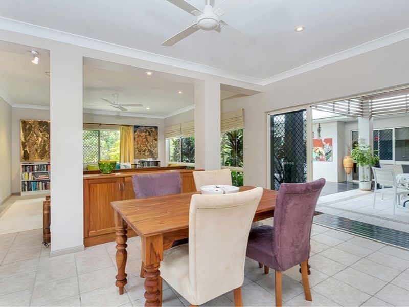 20 Moore Road, Kewarra Beach QLD 4879