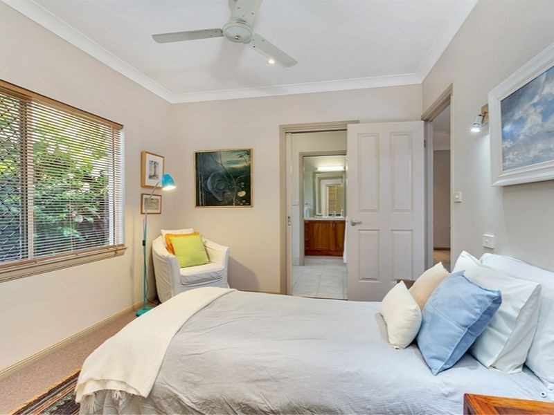 20 Moore Road, Kewarra Beach QLD 4879