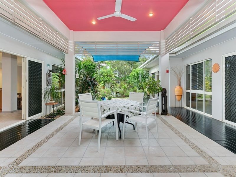 20 Moore Road, Kewarra Beach QLD 4879