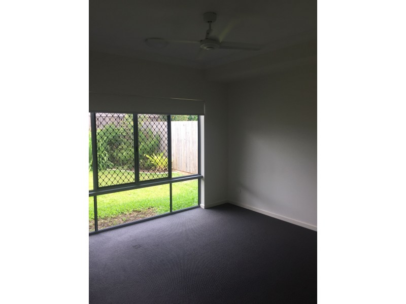 34 THORNBOROUGH CCT, Smithfield QLD 4878
