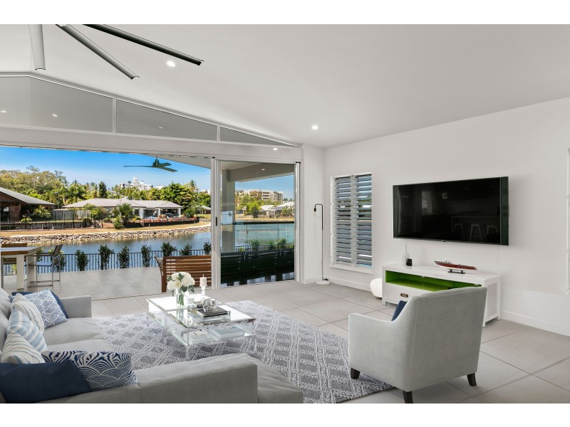 32 Bluewater Lane, Trinity Beach QLD 4879