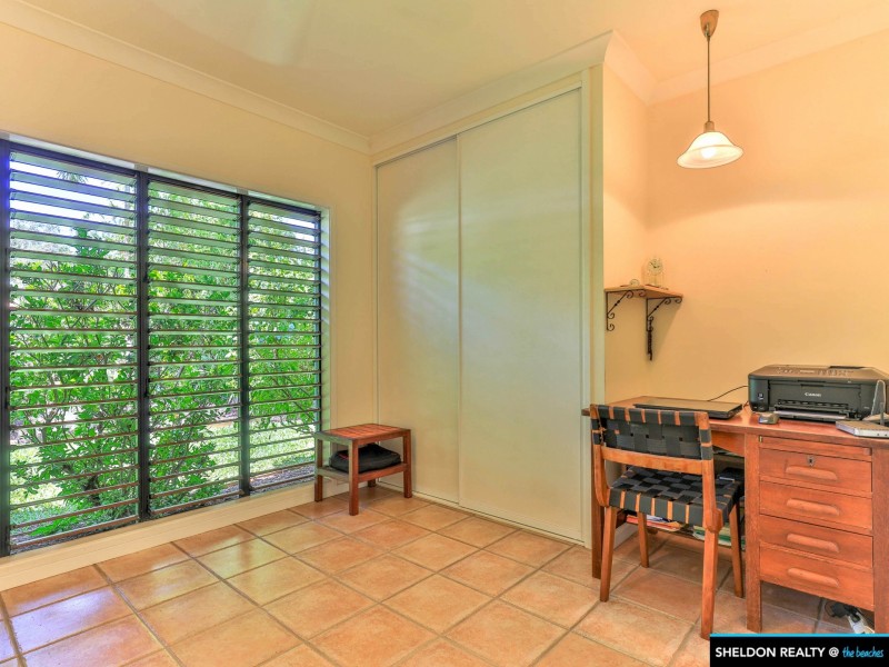1 Melissa Close, Clifton Beach QLD 4879