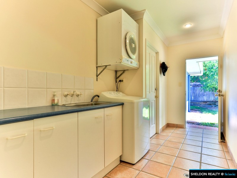 1 Melissa Close, Clifton Beach QLD 4879