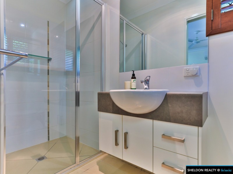 40 ST CRISPIN ST, Clifton Beach QLD 4879
