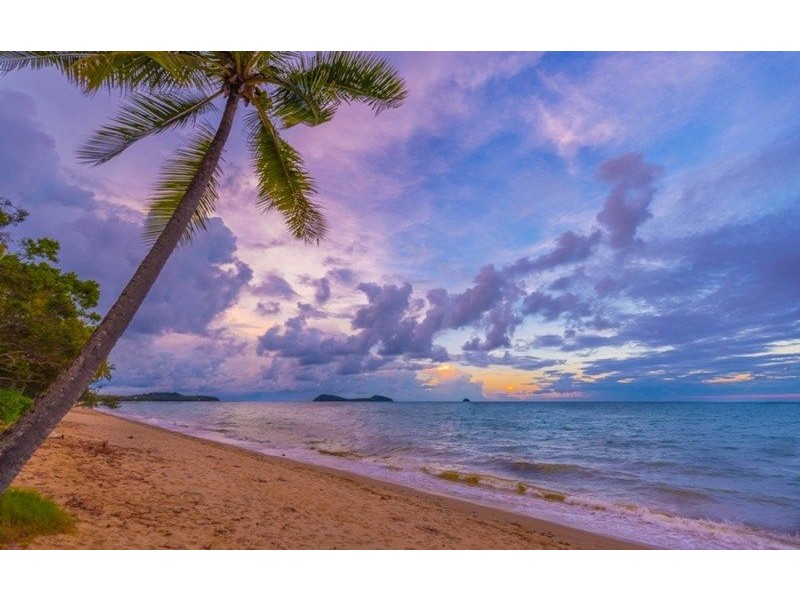 17 Bramble St, Clifton Beach QLD 4879