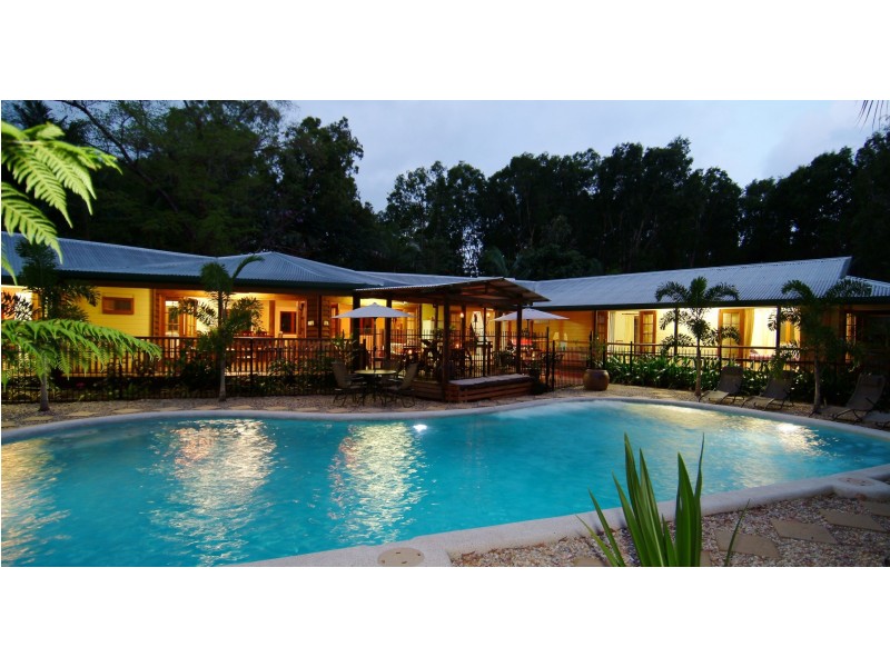 36 Satellite Street, Clifton Beach QLD 4879