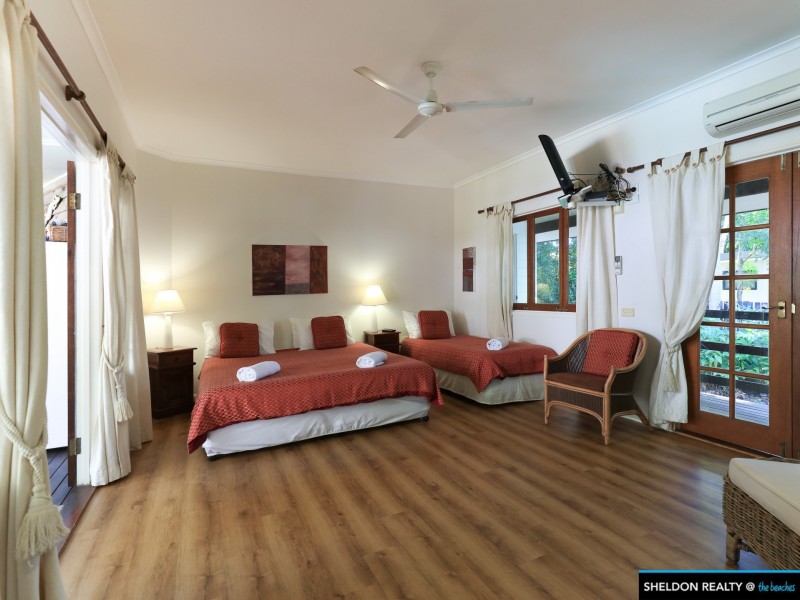 36 Satellite Street, Clifton Beach QLD 4879