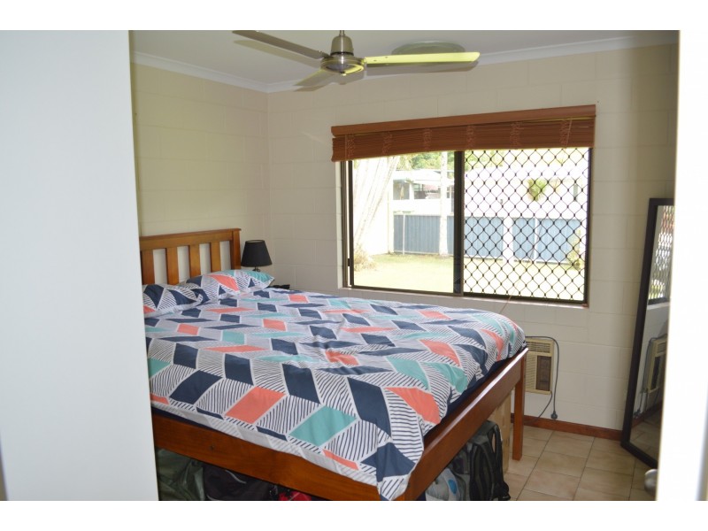 12 Nioka Place, Caravonica QLD 4878