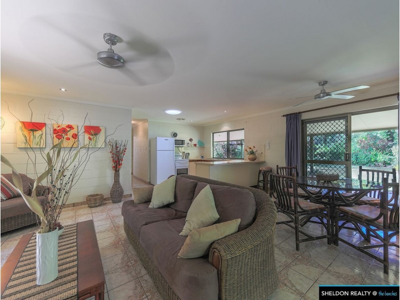 38 SATELLITE ST, Clifton Beach QLD 4879