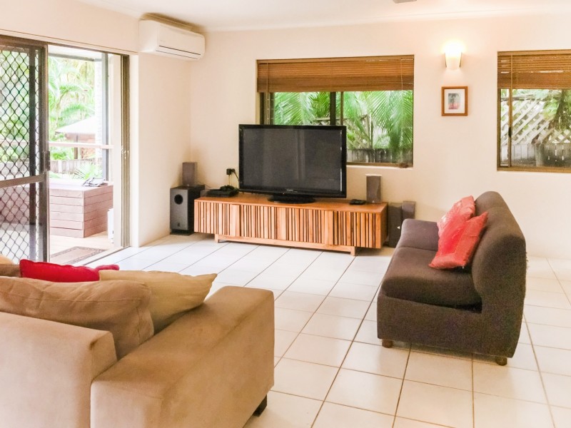 28 Rudder Street, Clifton Beach QLD 4879