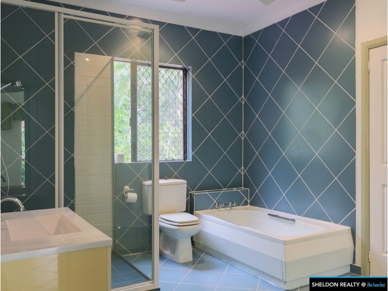 41-45 SATELLITE ST, Clifton Beach QLD 4879