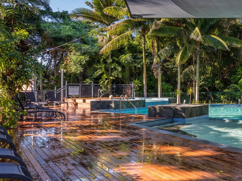 18/23-25 Veivers Road, Palm Cove QLD 4879