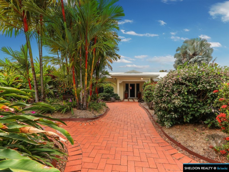 38 Yule AV, Clifton Beach QLD 4879