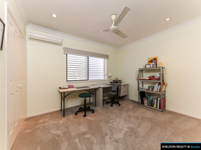38 Yule AV, Clifton Beach QLD 4879