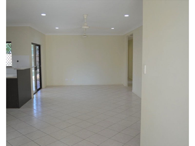 13 Howie Close, Kewarra Beach QLD 4879