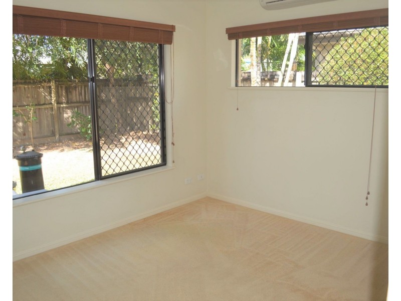 13 Howie Close, Kewarra Beach QLD 4879