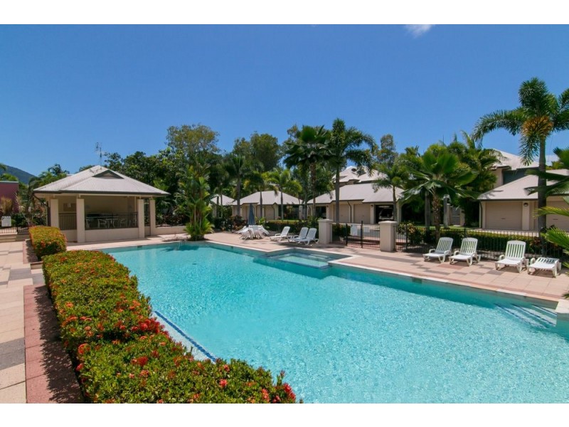 11/5-7 Arlington Esp Lahania, Clifton Beach QLD 4879