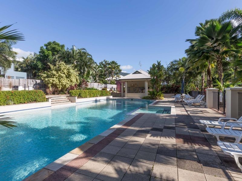 11/5-7 Arlington Esp Lahania, Clifton Beach QLD 4879