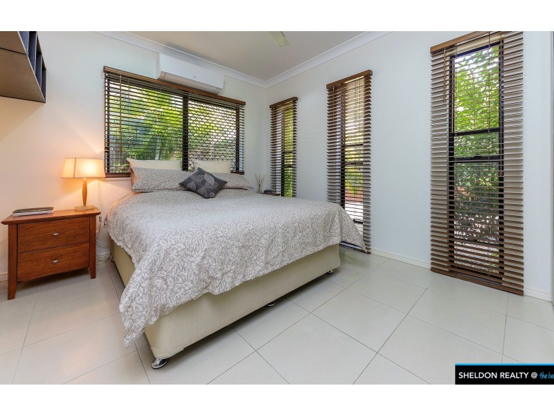 17 Megalong Close, Smithfield QLD 4878