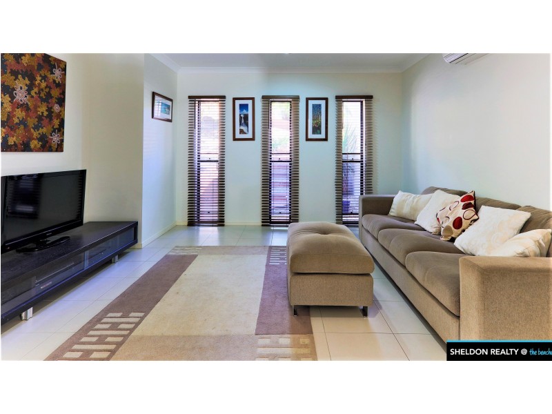 17 Megalong Close, Smithfield QLD 4878