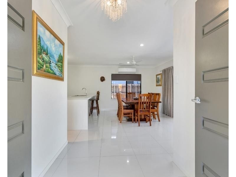 1 Beachfront Avenue, Trinity Beach QLD 4879