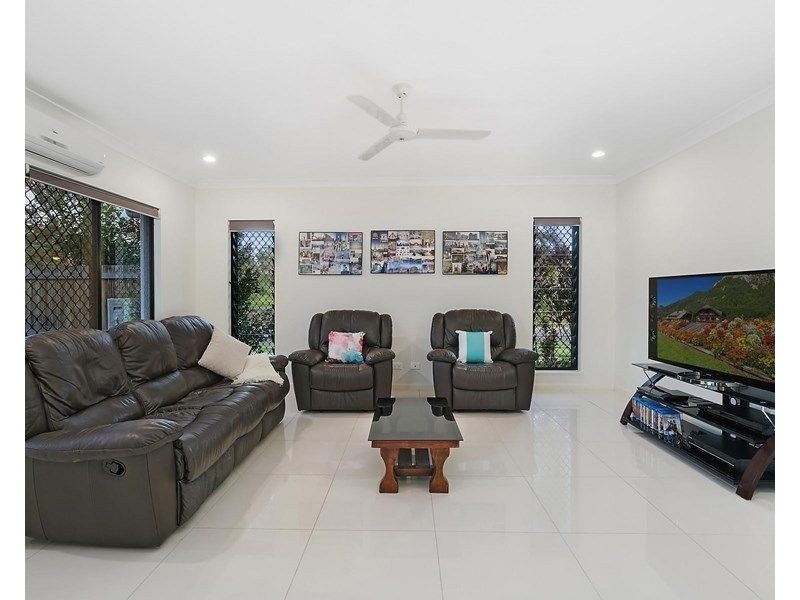 1 Beachfront Avenue, Trinity Beach QLD 4879