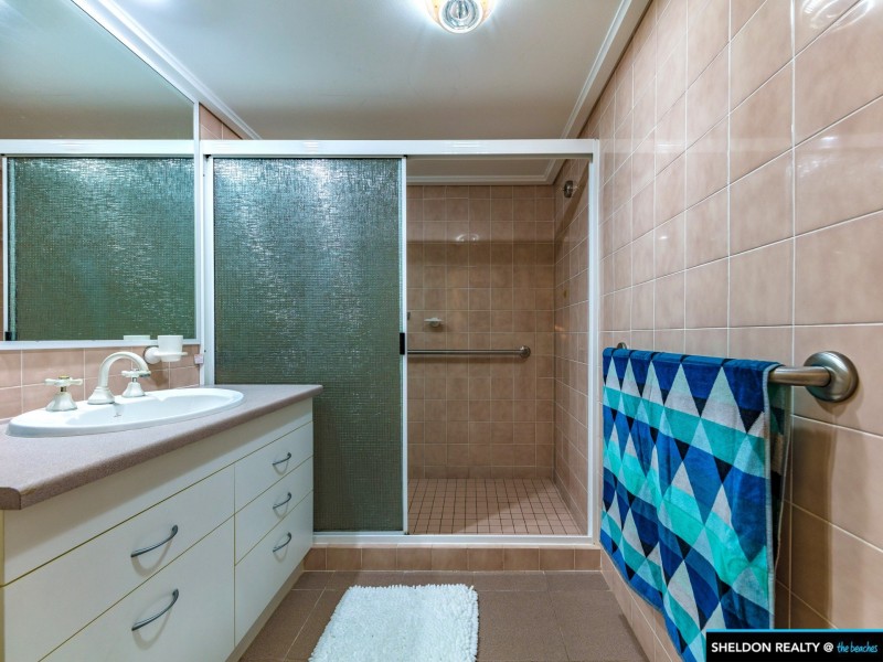 2/81-87 Arlington Esplanade, Clifton Beach QLD 4879
