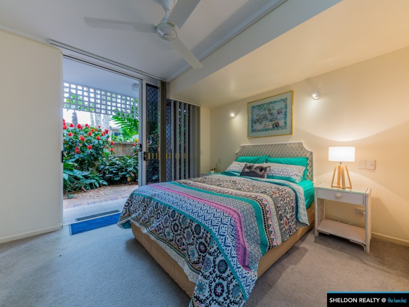 2/81-87 Arlington Esplanade, Clifton Beach QLD 4879