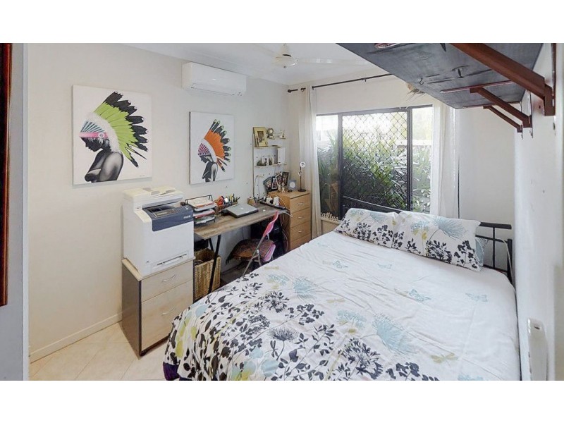 12 Mia Street, Kewarra Beach QLD 4879