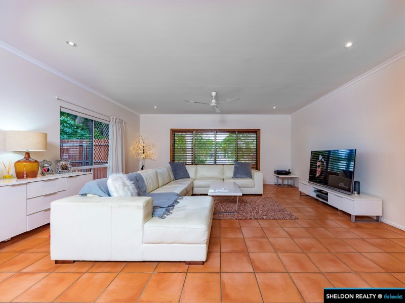 13 ISAAC SMITH CL, Kewarra Beach QLD 4879