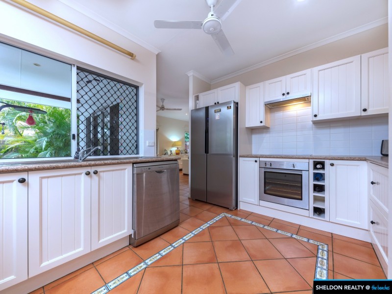 13 ISAAC SMITH CL, Kewarra Beach QLD 4879