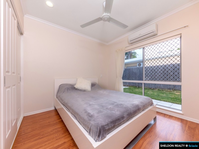 13 ISAAC SMITH CL, Kewarra Beach QLD 4879