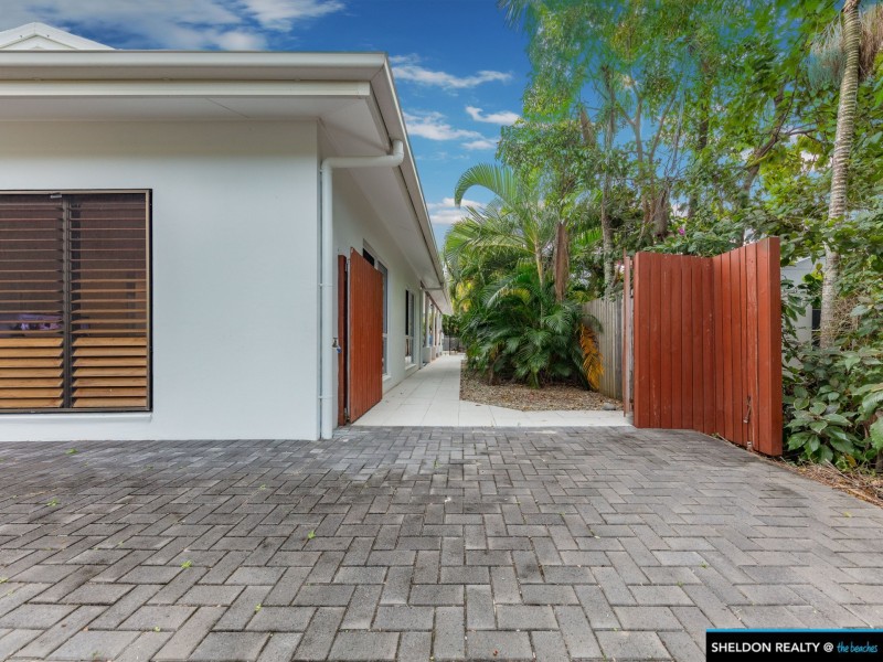13 ISAAC SMITH CL, Kewarra Beach QLD 4879