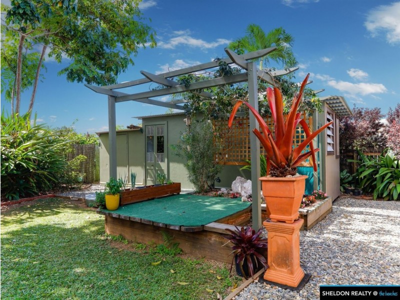 14 Leonard Street, Kewarra Beach QLD 4879