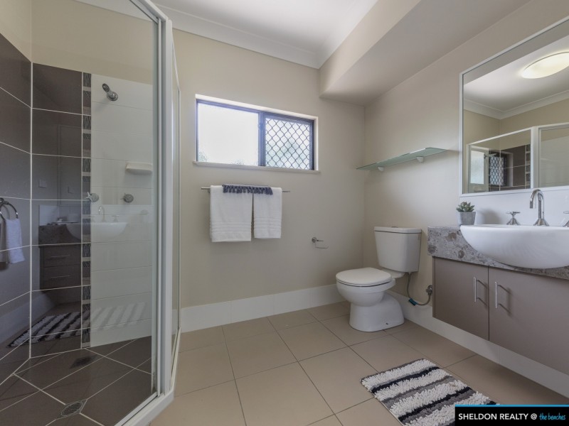 10 Montalbion Avenue, Trinity Park QLD 4879