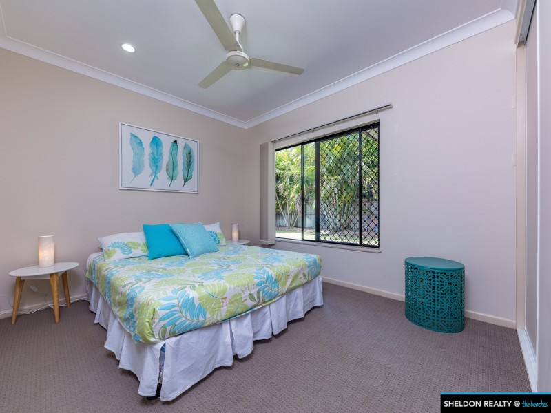 10 Montalbion Avenue, Trinity Park QLD 4879