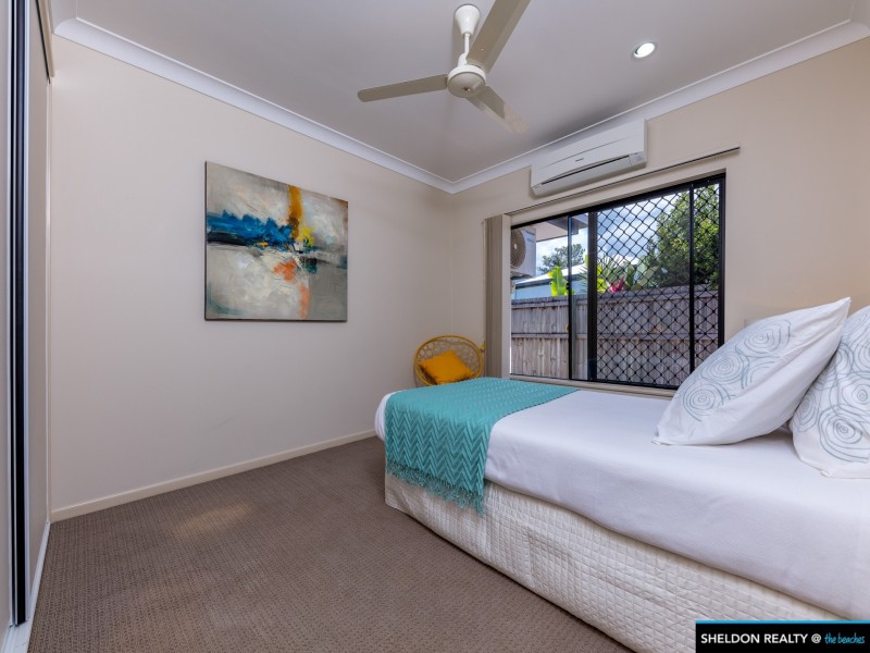 10 Montalbion Avenue, Trinity Park QLD 4879