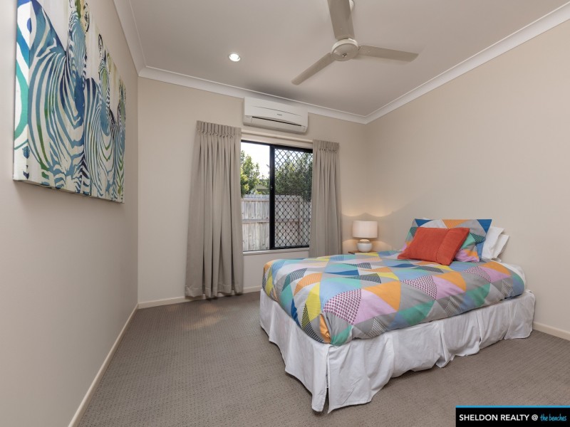 10 Montalbion Avenue, Trinity Park QLD 4879