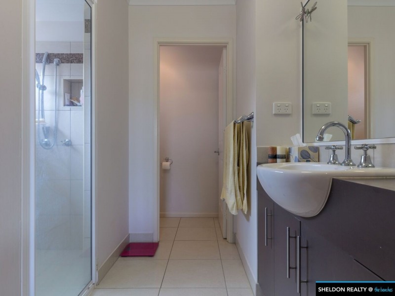 4 Myalup Close, Kewarra Beach QLD 4879