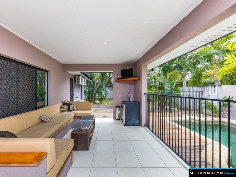 4 Myalup Close, Kewarra Beach QLD 4879