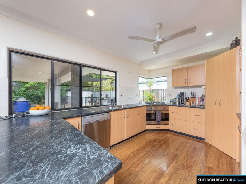 10 Barrier Close, Clifton Beach QLD 4879