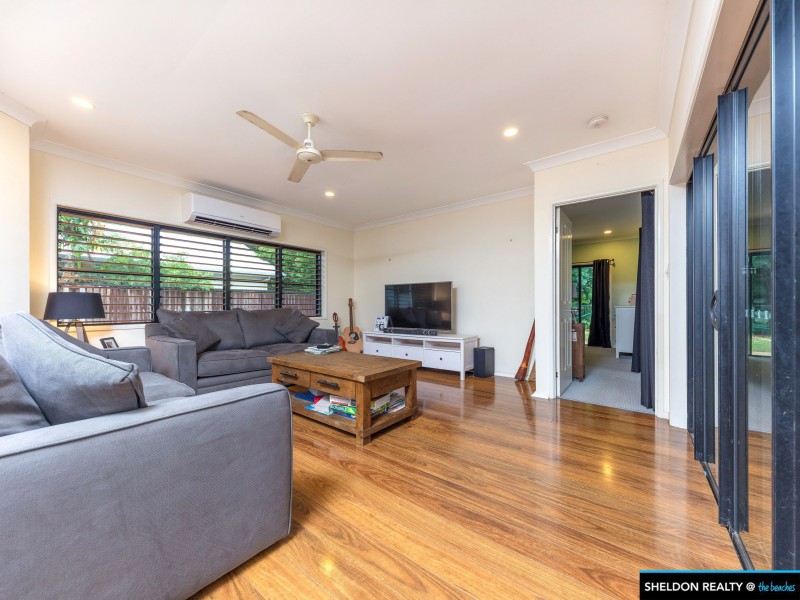 10 Barrier Close, Clifton Beach QLD 4879