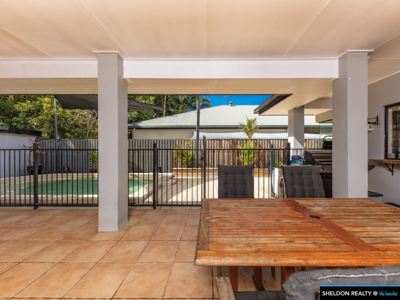 10 Barrier Close, Clifton Beach QLD 4879