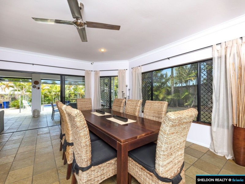5 Everglades Street, Palm Cove QLD 4879