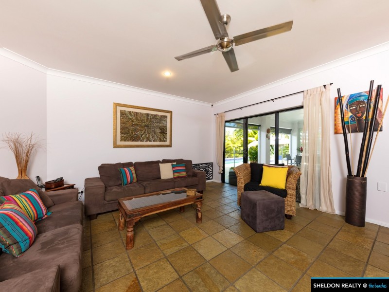 5 Everglades Street, Palm Cove QLD 4879