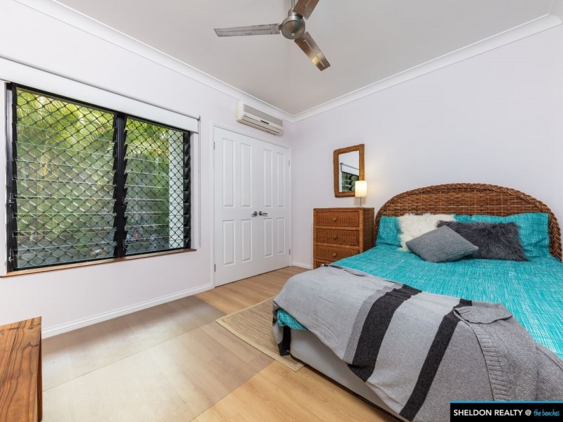 5 Everglades Street, Palm Cove QLD 4879